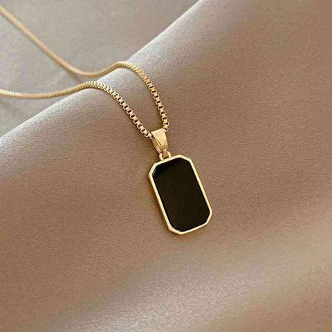 Elegant Gold-Plated Square Pendant Necklace with Black Stone - Elegant gold-plated necklace with a black stone square pendant, perfect for sophisticated looks.