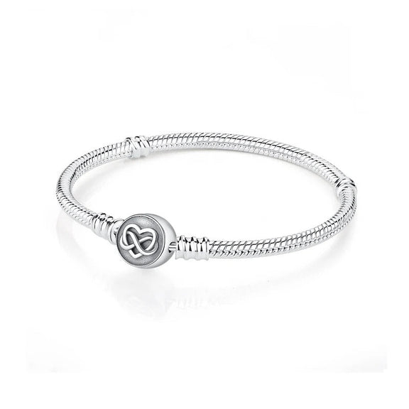 Sterling Silver Snake Chain Charm Bracelet with heart - Fits Pandora Charms - Sterling Silver Snake Chain Charm Bracelet with a star-themed safety chain.