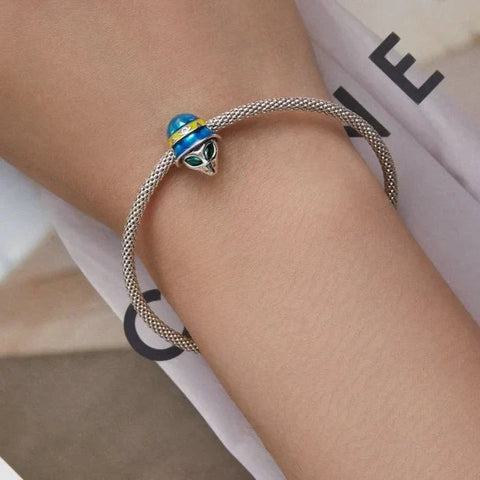 Alien Charm