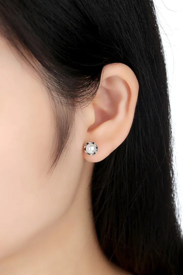 Flower Design Pearl Stud Earrings